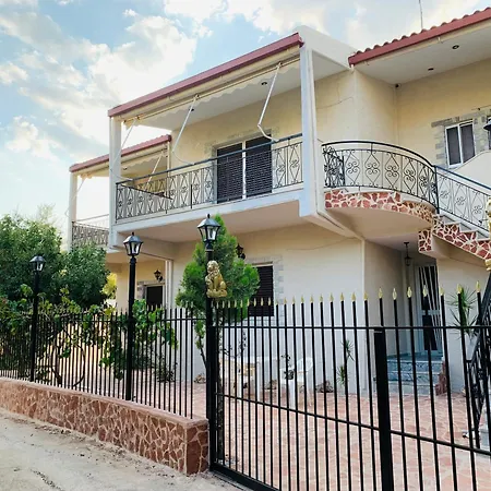 Near The Beach Paradise Mikra Mantineia I