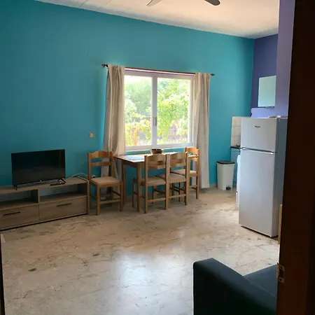 Near The Beach Paradise Mikra Mantineia I